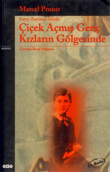 Cicek Acmis genc kizlarin gölgesinde